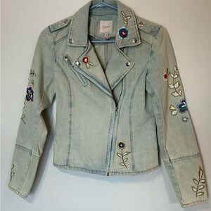 Candie's moto embroidered jean jacket - like new